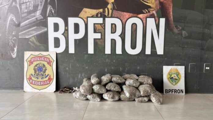 Casal é preso suspeito de transportar drogas no porta-malas de um carro