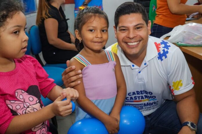 Deputado-estadual-Mario-Cesar-Filho-leva-acao-‘Laudo-Azul-para-criancas-no-Careiro-Castanho-scaled