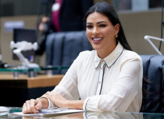 Deputada Mayra Dias muda de rota