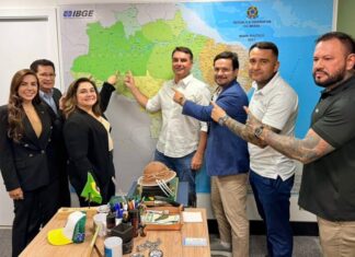 Flávio Bolsonaro reúne cúpula do PL do Amazonas em Brasília para traçar estratégia eleitoral de 2026