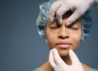 Cirurgia plástica e carnaval: como aproveitar a folia com responsabilidade e segurança na recuperação