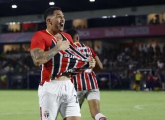 Com emoção, São Paulo bate o Bragantino por 2 a 1 e vai à semi do Paulistão
