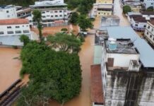 Chuva causa destruição e deixa Matias Barbosa (MG) em estado de calamidade