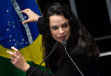 Flávio Bolsonaro lança Michelle ao senado e Janaina Paschoal critica atitude como “ridícula”
