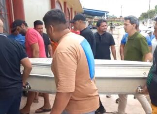 Prefeitura cancela CarnaOlinda 2026 após naufrágio; corpo de universitária é velado em Nova Olinda do Norte