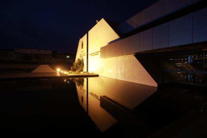 51444698379_535340d940_o-scaled