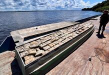 Base Arpão 3: PMAM apreende mais de 260 quilos de drogas ocultas em casco de embarcação