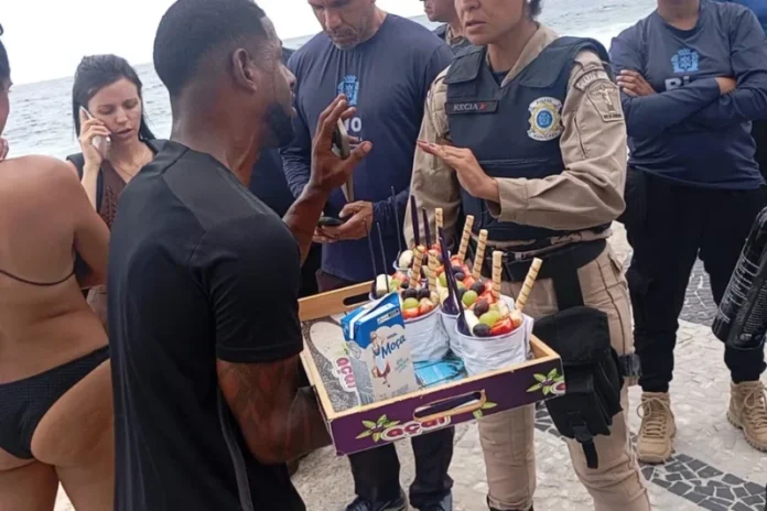 acai-de-r-700_-ambulante-e-preso-apos-golpe-do-pix-em-turistas-no-rj