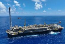 Preço do petróleo dispara 10% após conflito no Oriente Médio