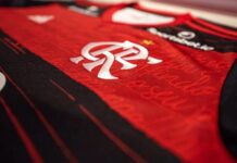 Flamengo é punido por fazer auxiliar de campo trabalhar como roupeiro