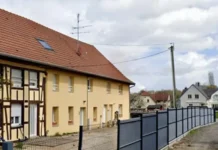 Polícia francesa prende homem acusado de manter filho de 9 anos em cativeiro em micro-ônibus por 2 anos