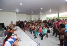 Adjuto Afonso destaca investimentos para idosos e esporte durante visita a Canutama