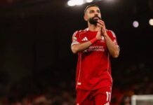 Mohamed Salah fica perto de retorno no Liverpool após lesão muscular