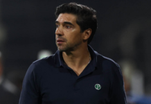 Palmeiras planeja renovar contrato de Murilo durante pausa da Copa do Mundo
