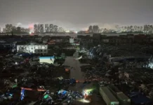 Homem é arremessado de apartamento no 12º andar durante tornado na China