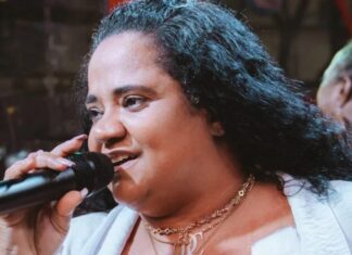 Morre sambista Débora Cruz, sobrinha de Arlindo Cruz, aos 45 anos