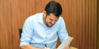 Prefeitura de Manaus abre concurso para auditor fiscal com salário inicial de R$ 27 mil