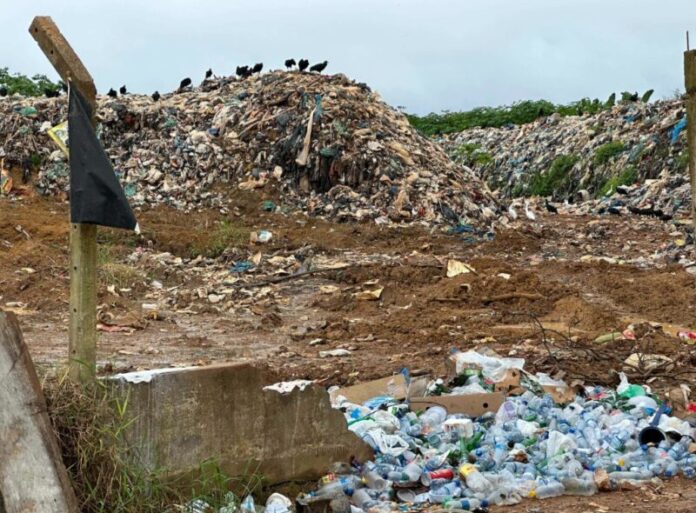 Defensoria do Amazonas solicita interdição de lixão de Iranduba sob pena de multa de R$ 12 milhões FOTO Arquivo DPEAM