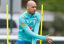 Fabinho anuncia saída do Al-Ittihad e fica livre para definir futuro no mercado