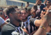 Fred desembarca em Belo Horizonte com festa da torcida do Atlético-MG