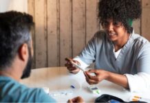 Diabetes tipo 1 e 2 exigem abordagens diferentes para diagnóstico, tratamento e prevenção