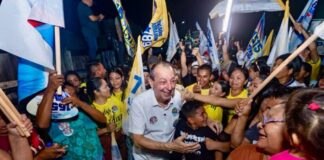 Omar reúne multidão em Itacoatiara e promete hospital, concursos na segurança e formação em IA