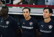 Torcidas organizadas do Fluminense pedem demissão de Zubeldía após eliminação na Copa do Brasil
