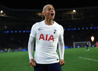 Richarlison aceita proposta do Trabzonspor, time de Mohamed Salah