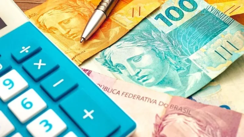 Repasse da Selic ao consumidor pode ser mais intenso quando juros sobem, aponta estudo Repasse da Selic ao consumidor é desigual e pode ser maior quando juros sobem
