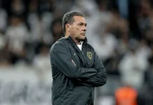 Luxemburgo nega convite do Corinthians e revela condições para voltar ao clube