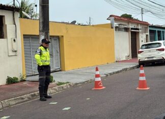 Suspeita de bomba mobiliza Polícia Militar perto de local de votação em Manaus