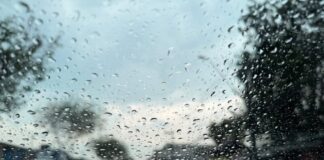 Manaus amanhece com chuva nesta segunda-feira após dias de fumaça e calor