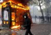 Paris decreta toque de recolher para conter novos protestos