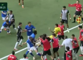 Briga generalizada entre Atlético-MG e Cruzeiro termina com seis expulsões na final do Mineiro Sub-20