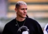 PF vai incluir disputa por ilha envolvendo Richarlison em inquérito que apura relações entre Flávio Bolsonaro e advogado